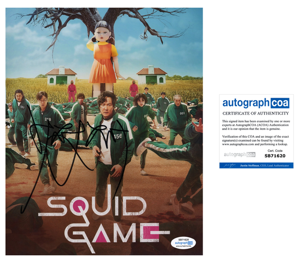 Lee Jung-Jae Squid Game Signed Autograph 8x10 Photo ACOA - Outlaw Hobbies Authentic Autographs