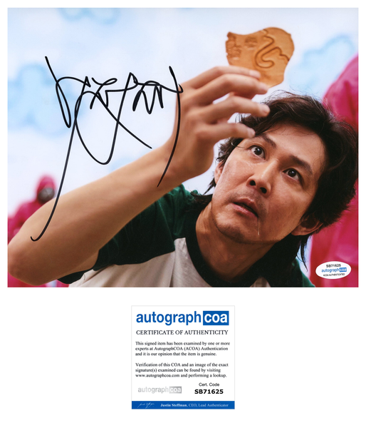 Lee Jung-Jae Squid Game Signed Autograph 8x10 Photo ACOA