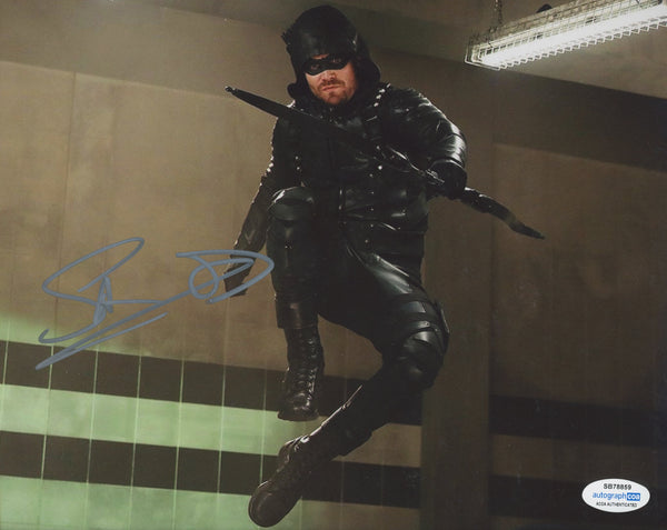 Stephen Amell Arrow Signed Autograph 8x10 photo ACOA