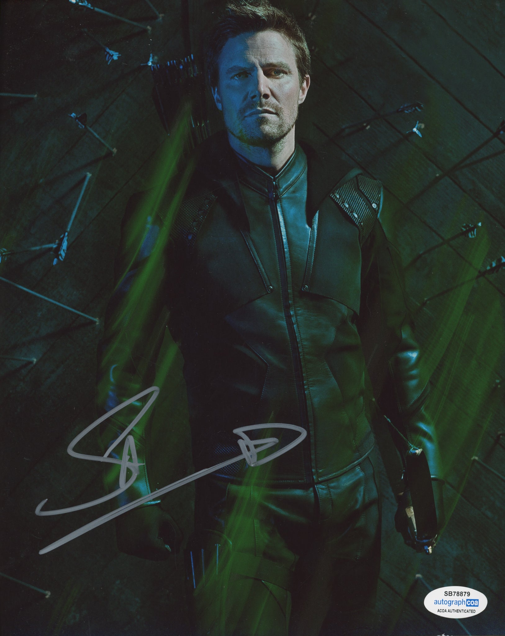 Stephen Amell Arrow Signed Autograph 8x10 photo ACOA