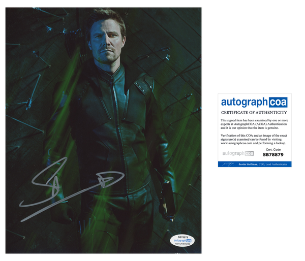 Stephen Amell Arrow Signed Autograph 8x10 photo ACOA