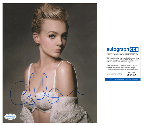 Carey Mulligan Sexy Signed Autograph 8x10 Photo ACOA