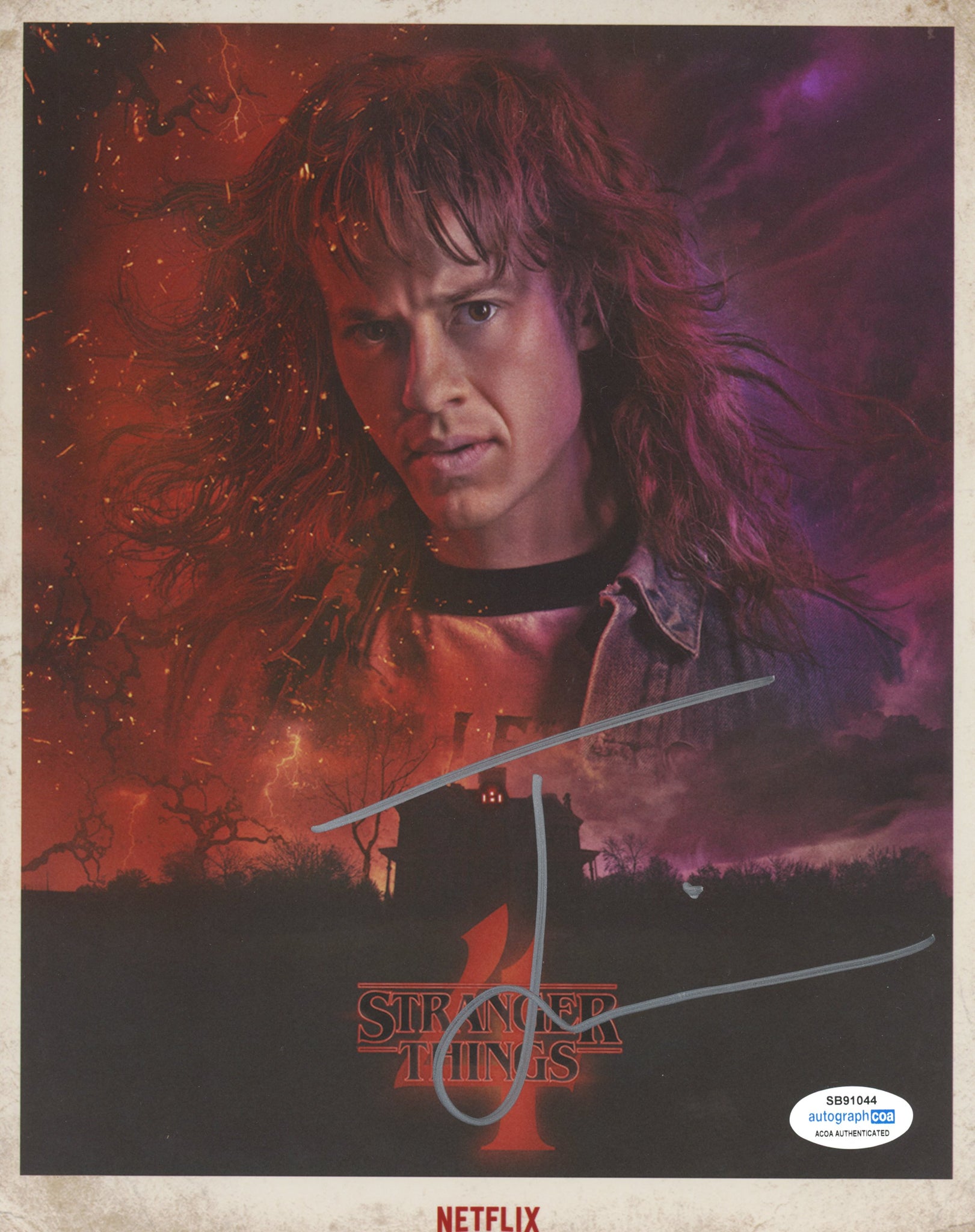 Joseph Quinn Stranger Things Signed Autograph 8x10 Photo ACOA