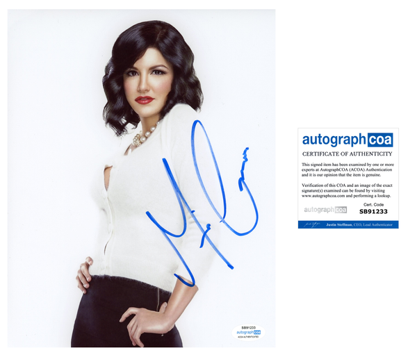Gina Carano Sexy Signed autograph 8x10 Photo ACOA