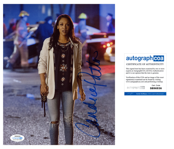 Candice Patton Flash Signed Autograph 8x10 Photo ACOA