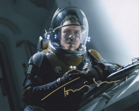 Toby Stephens Lost in Space Signed Autograph 8x10 Photo COA #4 - Outlaw Hobbies Authentic Autographs
