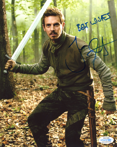 Joe Anderson Robin Hood Signed Autograph 8x10 Photo ACOA - Outlaw Hobbies Authentic Autographs