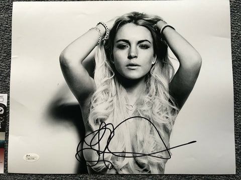 Lindsay Lohan Sexy Signed Autograph 11x14 Photo JSA COA #6 - Outlaw Hobbies Authentic Autographs